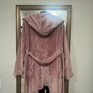 UGG Women's Plush Pink Hooded Robe